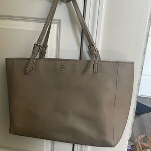 Tory bag in good shape, just the handles are a little wanky